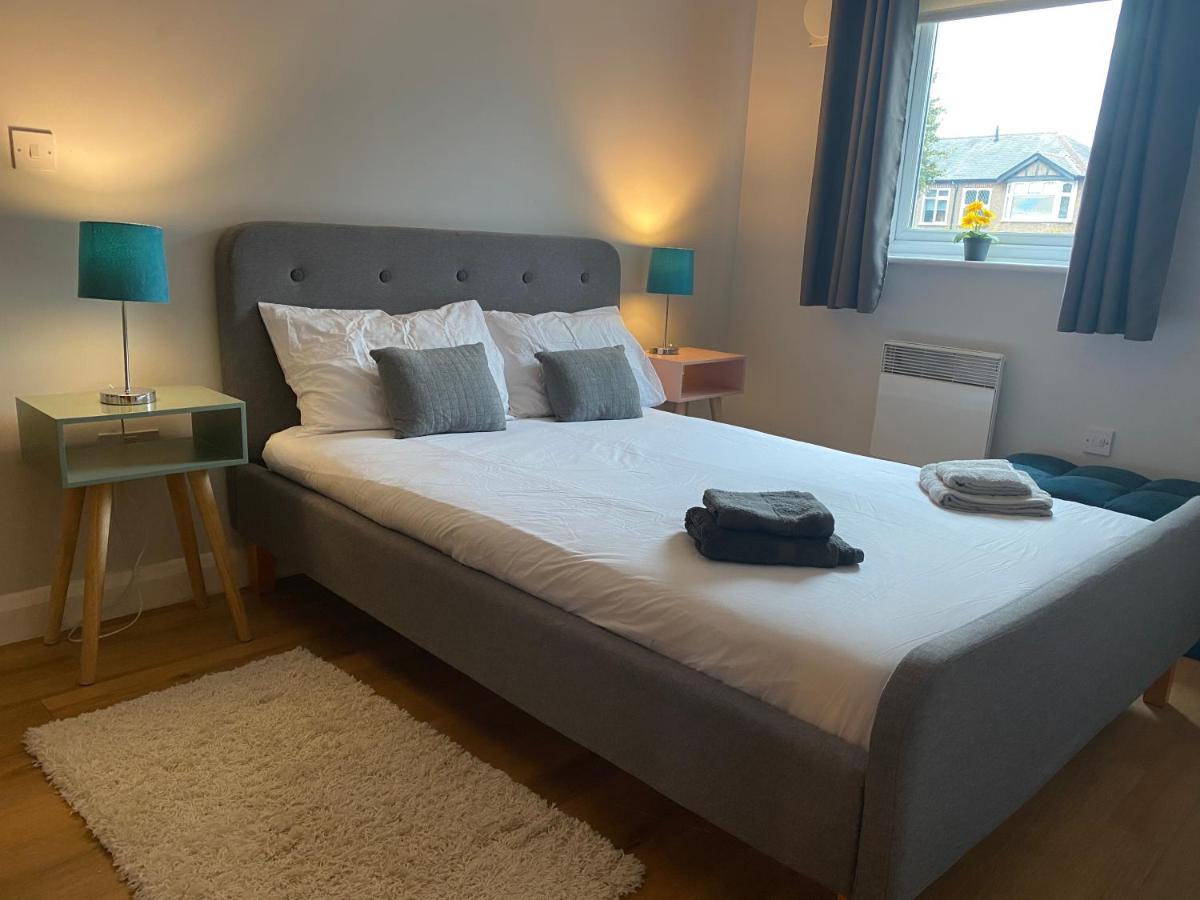Lime Tree Apartment โคเวนทรี ภายนอก รูปภาพ